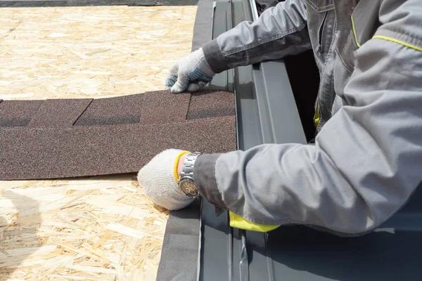 Signs It's Time for a Roof Replacement