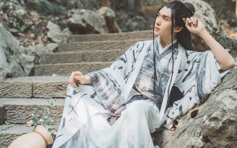 The Beauty of Men’s Hanfu A Journey Through Ancient Chinese Fashion